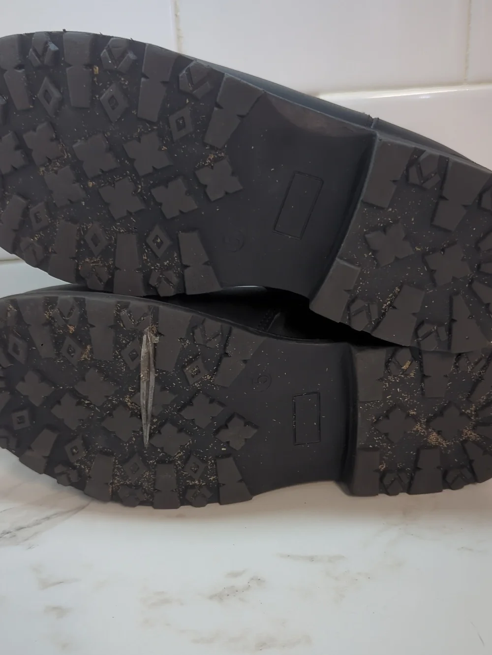 KIDS BOOTS